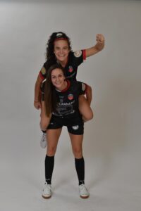 B1726046 Cc7d 4666 9e6b Faba7a41ba6f 200x300